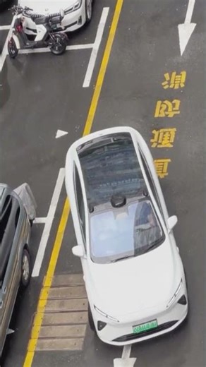 Small parking lot can not parallel parking #driver #car #parking #sportscar #parallel #easyparking