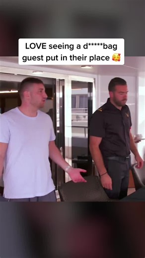 HOW does Hannah keep her cool here?! #belowdeck #belowdeckmed #belowdecksailing #belowdecksailingyacht #hannahferrier