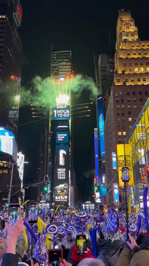 4.8M views · 54K reactions | New Year’s Eve Times Square - 1 hour to go | New York City Photos | Facebook
