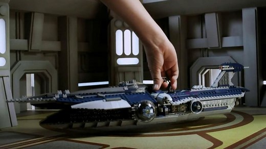 LEGO Malevolence Set and Saesee Tiin's Starfighter TV Spot