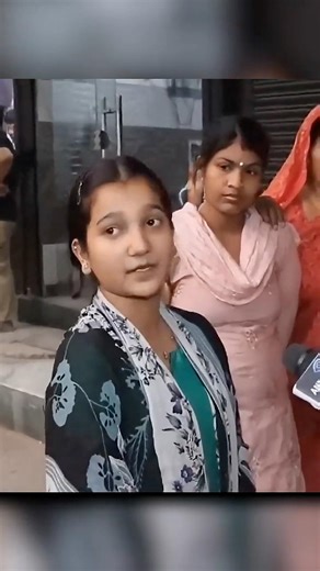 Bachhe Nahi Hai Ye Time B