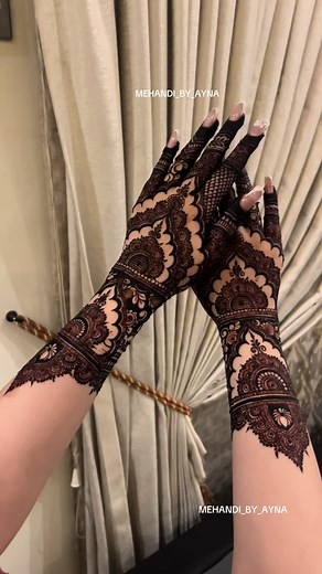 Book Your Mehandi Slots Now with MEHANDI_BY_AYNA