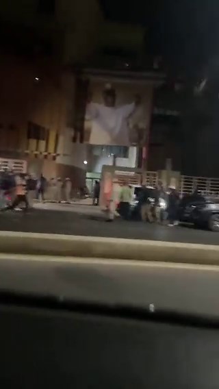 Voici les vrais terroristes. Des nervis payés par macky pour tuer des jeunes sénégalais.Ils quittaient le siège de son parti,l’APR,à pour aller sur le terrain à dessein de tuer des innocents,de connivence avec la police et la gendarmerie.