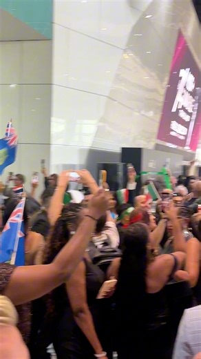 1.9M views · 28K reactions | If an image says 1000 words. How many words does this video say? The people are not happy. #MissUniverse | Luis Portelles | Facebook