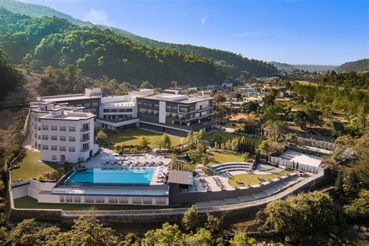 Tropical Life | Le Méridien Dehradun Resort & Spa. A Himalayan luxury escape redefined🏔️ Set along the tranquil Nun River in the heart of Doon Valley,... | Instagram