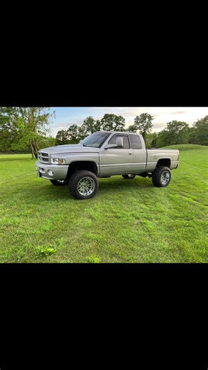 dat_4gcummins (@dat_4gcummins)’s videos with Click Click Boom - Saliva