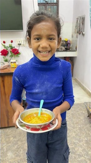 Mango ne apne hatho se Maggie banayi 😱 mar gye #vlig #tranding #short #minivlog