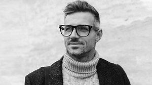 6 Things That Make Smart Men the Most Attractive