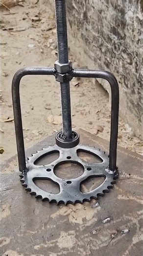 Amazing Way to Make a Bearing Press Using Old Gears