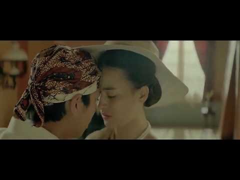 adegan ciuman artis indonesia terbaru iqbal ramadhan dan mawar de jongh di film (kiss)