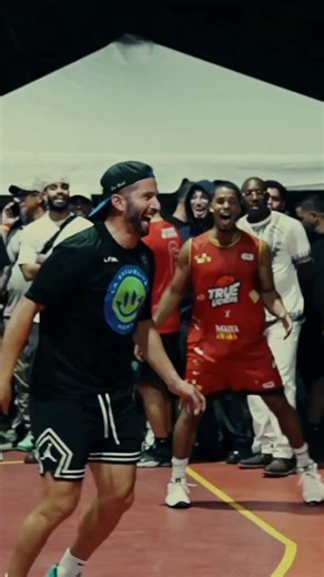 Hotsauce Boomerang is the Most entertaining Streetball Moves #truebuckets #and1mixtape
