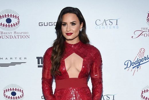 Demi Lovato's Age, Height, Weight, Biography, Relationships & More