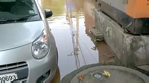 20K views · 139 reactions | नगर निगम के आदमी की ठगी और झूठ कैमरा पर पकड़ी गई| नगर निगम जाम के वक्त भी कर रही है घोटाले| | Gurgaon News | Facebook