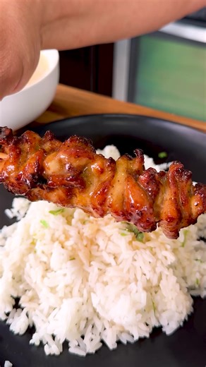 Lemon pepper chicken skewers that belong on your game day spread. Juicy on the inside, golden on the outside, all made in the PowerXL AIRMAX Air Fryer. Easy to make, even easier to snack on. #AirFryerChicken #EasyDinnerIdeas #PowerXL 🎥 @lov.kari