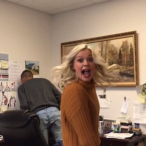 If you're at work, doesn't mean you can't have fun 😜 | Funny Videos