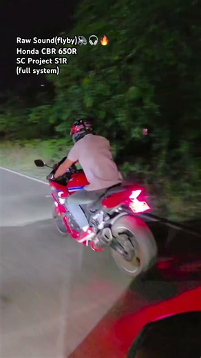 Raw Sound🔉🔉(Flyby) Honda CBR 650R with SC Project S1R Full System Exhaust Headphone recommended 🎧