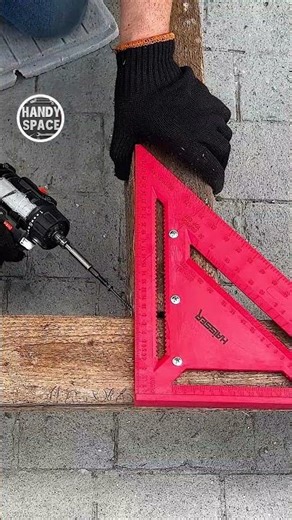 Builders, This Is Your Third Hand! Speed Square Trick! #tips