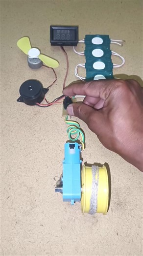 “No One Expected This Tiny Motor to Work Like This ⚡”