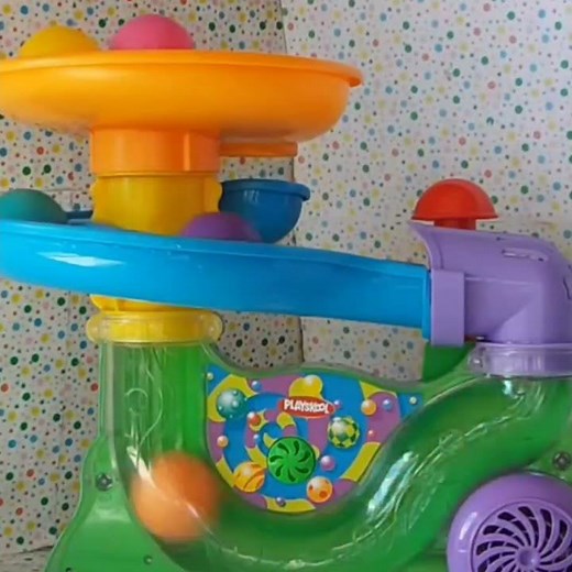 Kiddieland busy ball popper