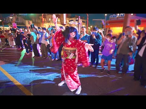 【USJ】動きがリアル！日本人形ゾンビのado 唱ダンス