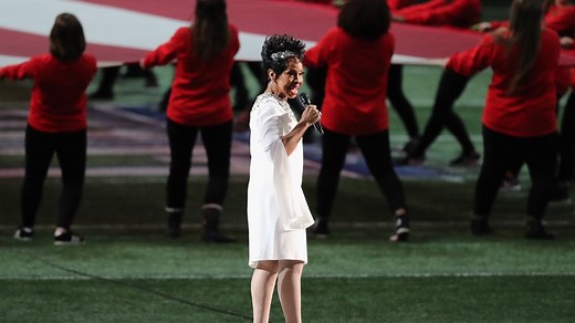 Super Bowl 2019: Watch Shirtless Adam Levine Rock Halftime Show