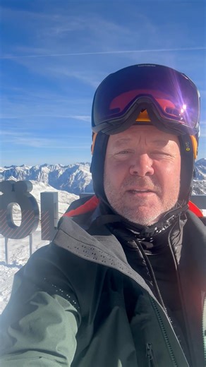 6.7K views · 38 reactions | Michael fra Steep & Deep er i Sölden lige nu og melder om rigtig god sne. I kan godt begynde at glæde jer som små børn ... ⛷️ | SNOWS | Facebook