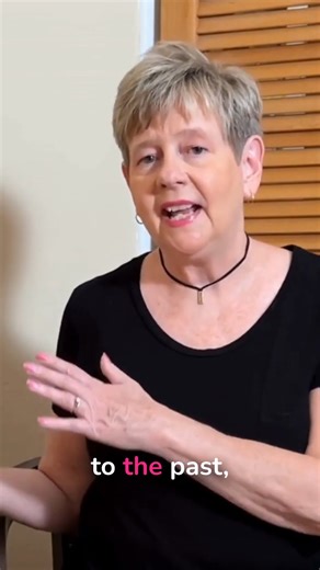 Why you can't let go of things that don't serve you #declutter #mentalhealth