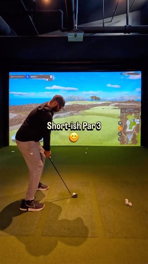 Golf Simulator perfect for practice! #golfsimulator #golfsim #golfshorts #golf #golfswing #golfer