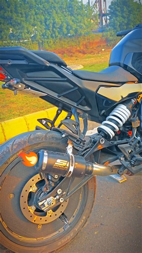 Sc Project 😍 share DUKE lovers mention your story ktm duke lovers 🎀💕 ‎⁨@itsasmrider⁩