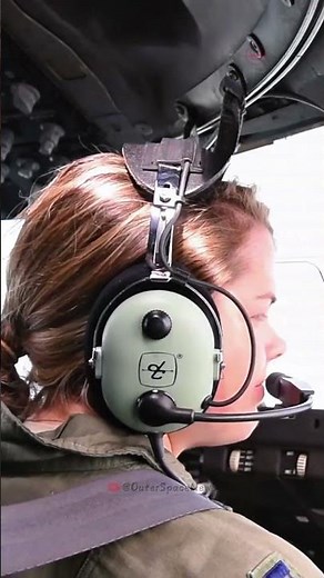 Cockpit of a C-17 Globemaster III Aircraft #usairforce