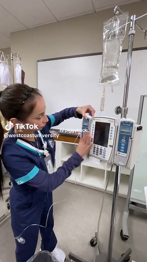 Mastering IV Piggyback Setup for Nursing Students