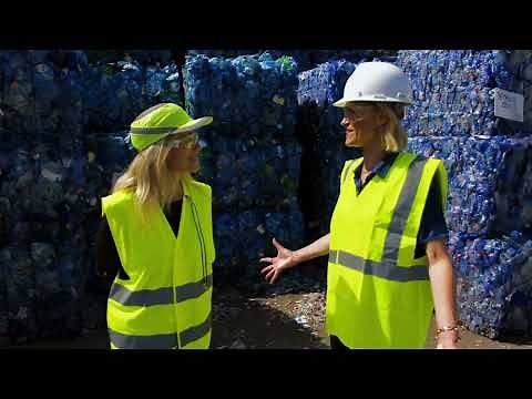 Go behind the scenes at a PET plastic recycling plant!