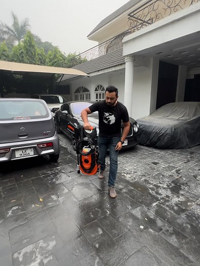 Daewoo High-Pressure Washer for Spotless Cars