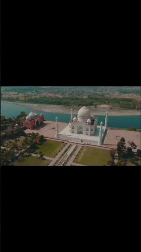 The Taj Mahal isn't just a masterpiece of architecture... it's a masterpiece of engineering. 🤯