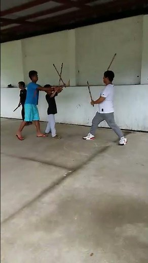 Clifford the big red Dog Theme song