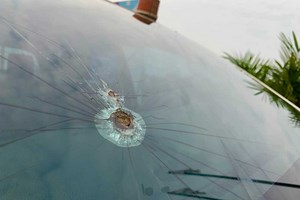 Bris de glace : quelles démarches effectuer pour la réparation ?