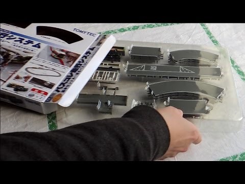 Unpacking Tomytec N scale Bus System Basic Set A and a test drive