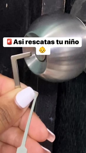 Así le abres la puerta a tu niño si se quedó encerrado en segundos #key #hack #key #opiniones #mamaprimeriza #mami #mamafeliz #amadecasa #amigos | Cerrajero Key Master