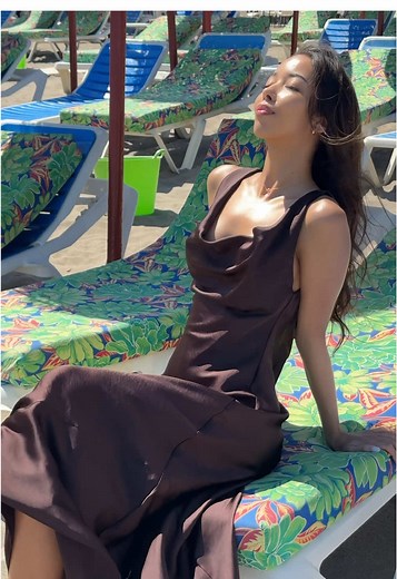 Engaging Conversations: Would You Approach Me?