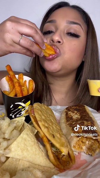 Satisfying Taco Bell ASMR Eating Compilation: Part 3 - Experience the Ultimate Tingles! #tacobell #eatingshow #eatwithme #hungrytiktok #eatingshowasmr #asmr #mukbang #fyp #crunchy #mukbangasmr #eating #asmreating #foryou #foryourpage #foodie #foodtiktok #asmreating