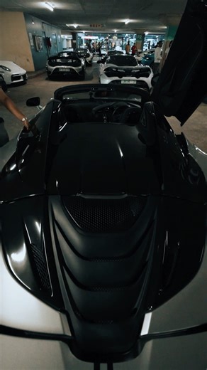 Gateway – Your Festive Playground got an extra touch of supercar-magic this weekend 🏎️🏁 This past Sunday, in collaboration with Cars on Sunday and Autoemotive, our Charity Car Run took 20 incredible The Reach For A Dream Foundation children on extraordinary rides around Gateway. A heartfelt thank you to Reach for a Dream, our drivers, and supporters for making these dreams come true ❤️ #Gateway #GatewayWorld #ReachForADream #CarsOnSunday #Autoemotive | Gateway Theatre of Shopping VIP