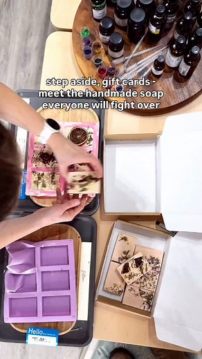 Join @madebyme_co.to for our cold press vegan soap making workshop and create SIX bars of luxurious, all-natural soap perfect for gifting (or keeping, we won’t tell!) Register now. 﫧Vegan Soap Making ️Fri Nov 28th 2025 ⏰7pm to 9pm Studio Mooi, 926 Kingston Rd, Toronto #kingstonroadvillage #torontoworkshops #todotoronto #thebeachestoronto | Studio Mooi | Facebook