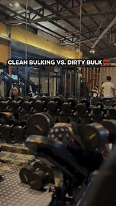 BEGINNERS GUIDE‼️ Clean Bulk: 1. Healthy Food Choices: Kumakain ka ng masustansyang pagkain tulad ng manok, isda, gulay, prutas, at whole grains. Nakakatulong ito na magdagdag ng kalamnan nang hindi tumataas ang taba. 2. Protein-rich Foods: Mahalagang kumain ng maraming protina para sa muscle growth. Ang mga pagkaing mataas sa protina tulad ng itlog, karne, at legumes ay nakakatulong sa pagpapalakas ng mga kalamnan. 3. Controlled Calorie Surplus: Sa clean bulk, tinatarget mo ang tamang dami ng c