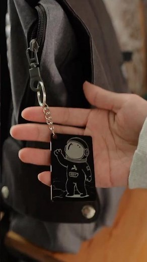 These Astronaut Keychains Look Awesome!
