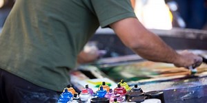 Can You Use Spray Paint to Decorate Felt?