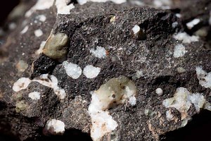 Zeólita, um mineral desintoxicante, veja como utilizá-lo para purificar o corpo