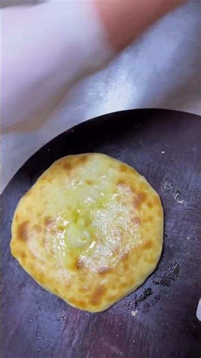 🍰 The Sound of Creamy Cheesecake Melting 💛 | Silent ASMR #shorts #asmr