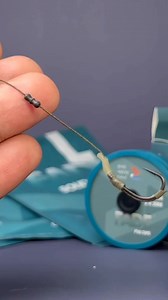 ✅👌🏽 WANT TO GET THE VERY BEST from your SOLID BAG #carpfishing ? This is a super simple #pva Solid Bag Rig that anyone can tie with the components from https://www.omctackle.com/collections/terminal-tackle ‼️ Remember anyone that shops & spends over £40 in a single transaction on the ONE MORE CAST website between now and the end of July 2023 is automatically entered into a comp to win an ALL EXPENSES Paid trip to #gillhams in Thailand with myself and #omc friends next July! 🎥 OMAR SRITI Angle