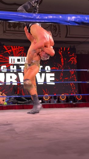 Ledge. End. #MCWFIGHT | Robbie Thorpe