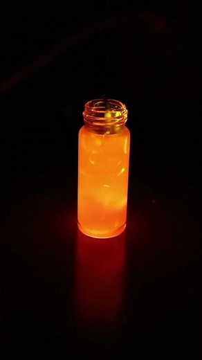 Glow Stick Reaction #experiment #chemistry #science